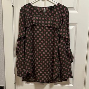 Banana Republic Green and Pink Ruffled Long-Sleeve Blouse